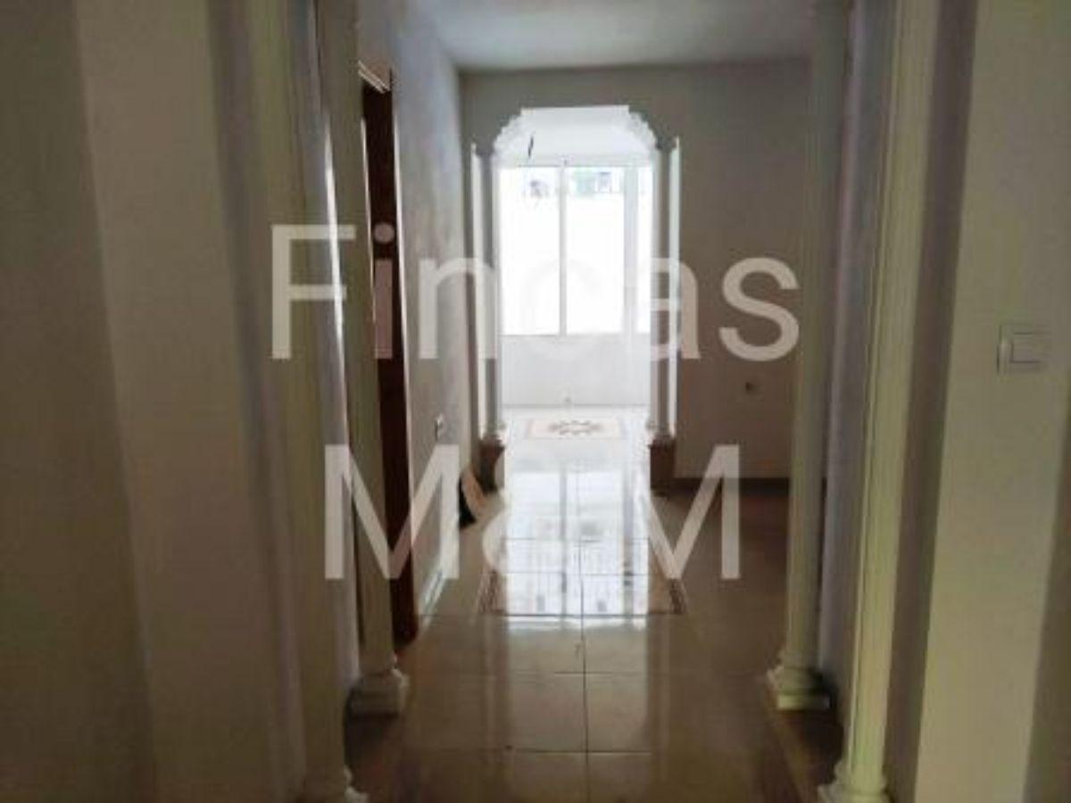 Venta de casa en Fuentes de León