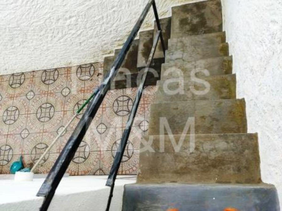 Venta de casa en Fuentes de León