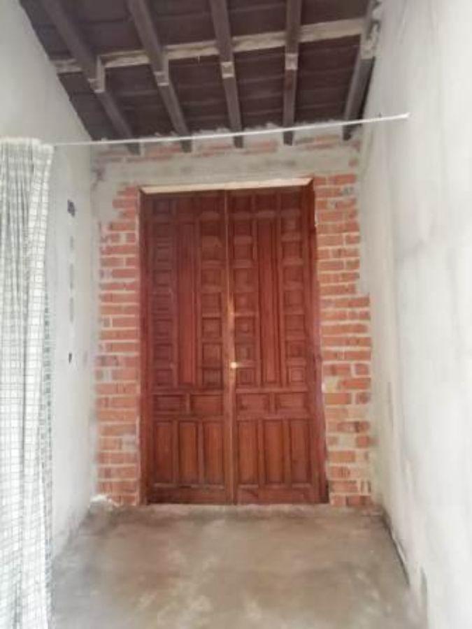 For sale of ground floor in Olivares