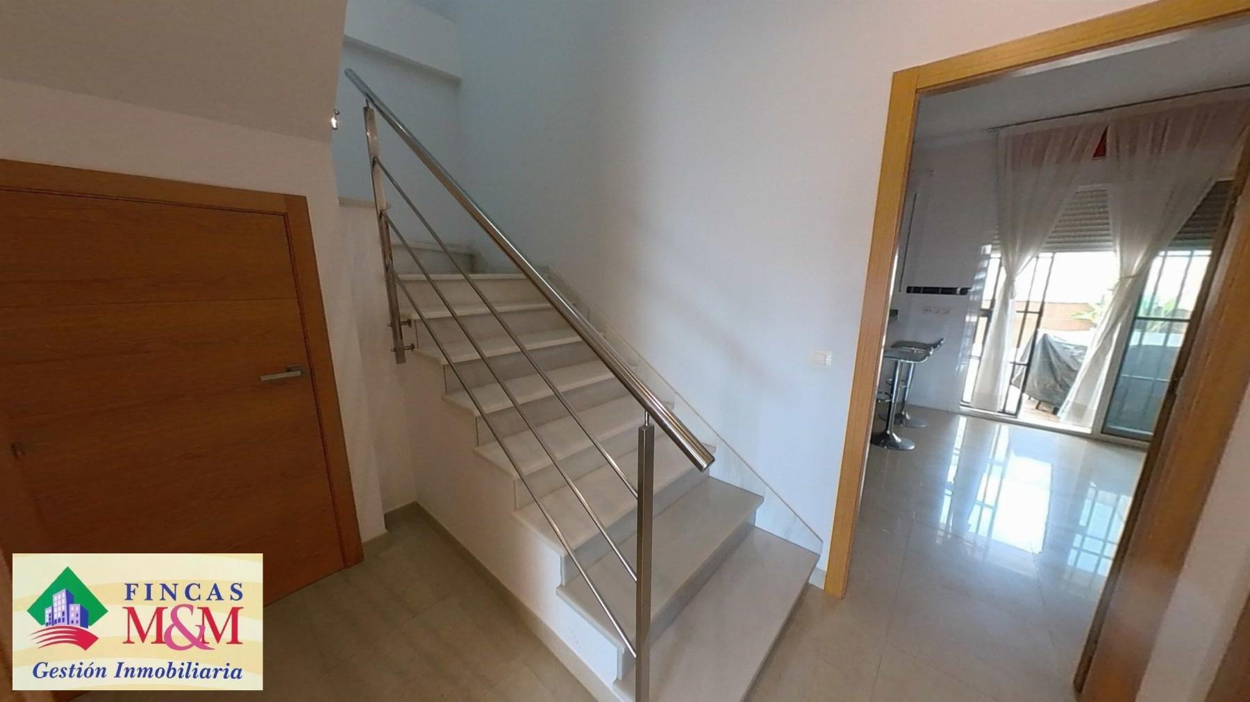For sale of house in Gines
