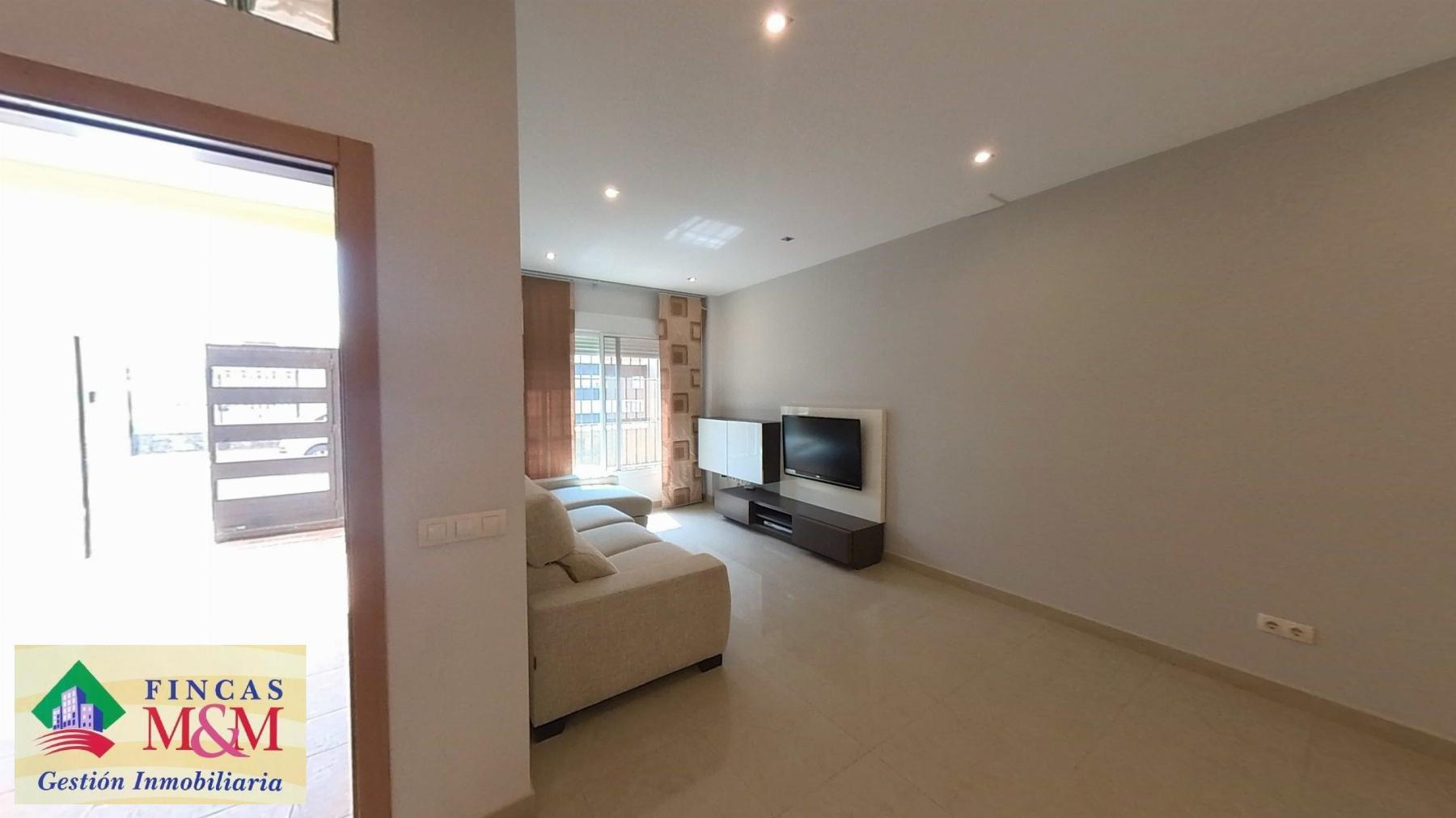 For sale of house in Gines