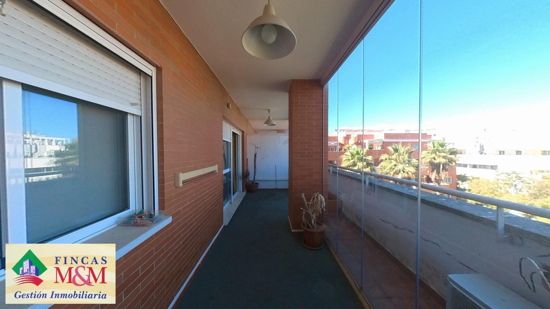 For rent of flat in Bormujos