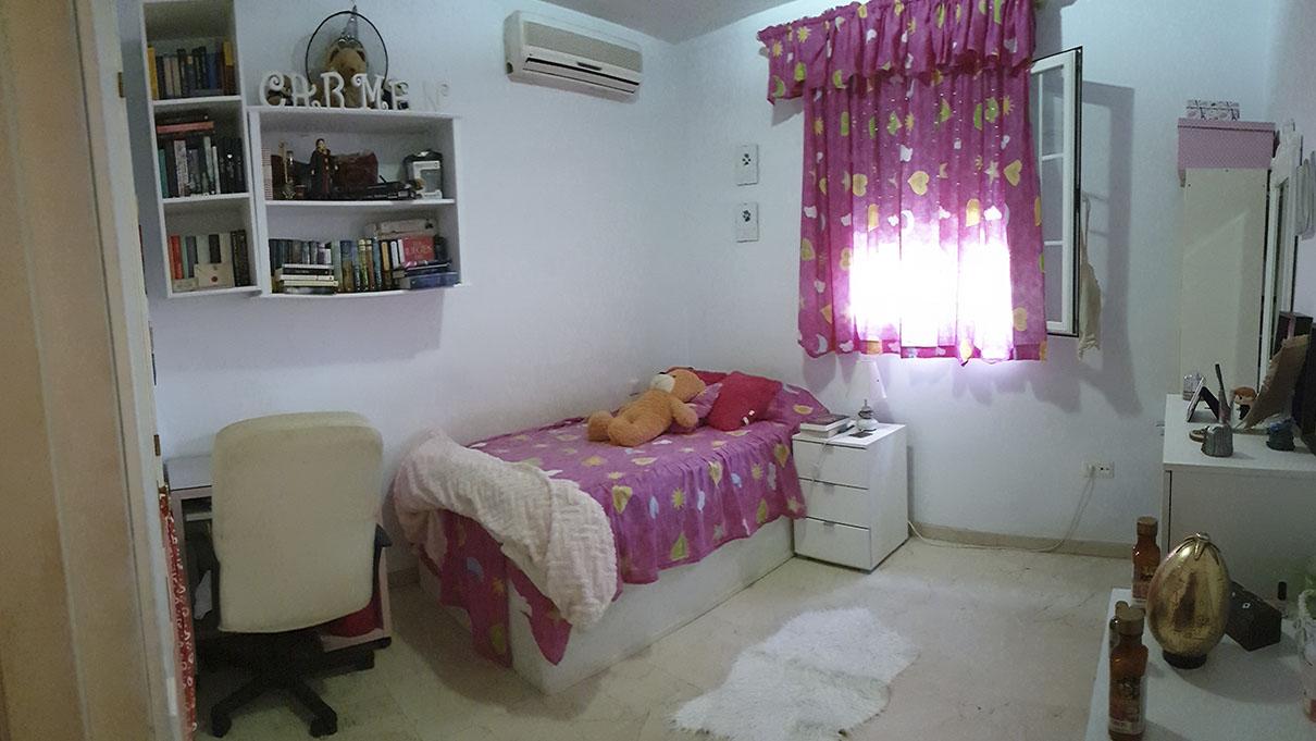 For sale of chalet in Espartinas