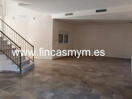 Alquiler de chalet en Bormujos