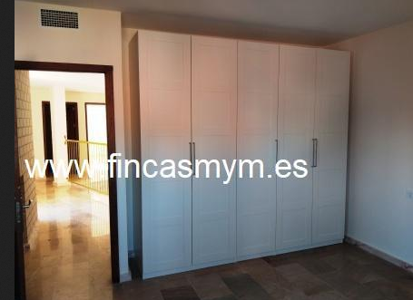 Alquiler de chalet en Bormujos