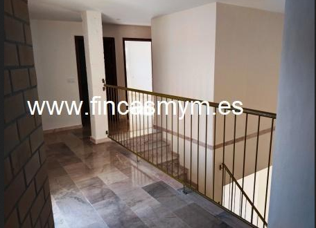 Alquiler de chalet en Bormujos
