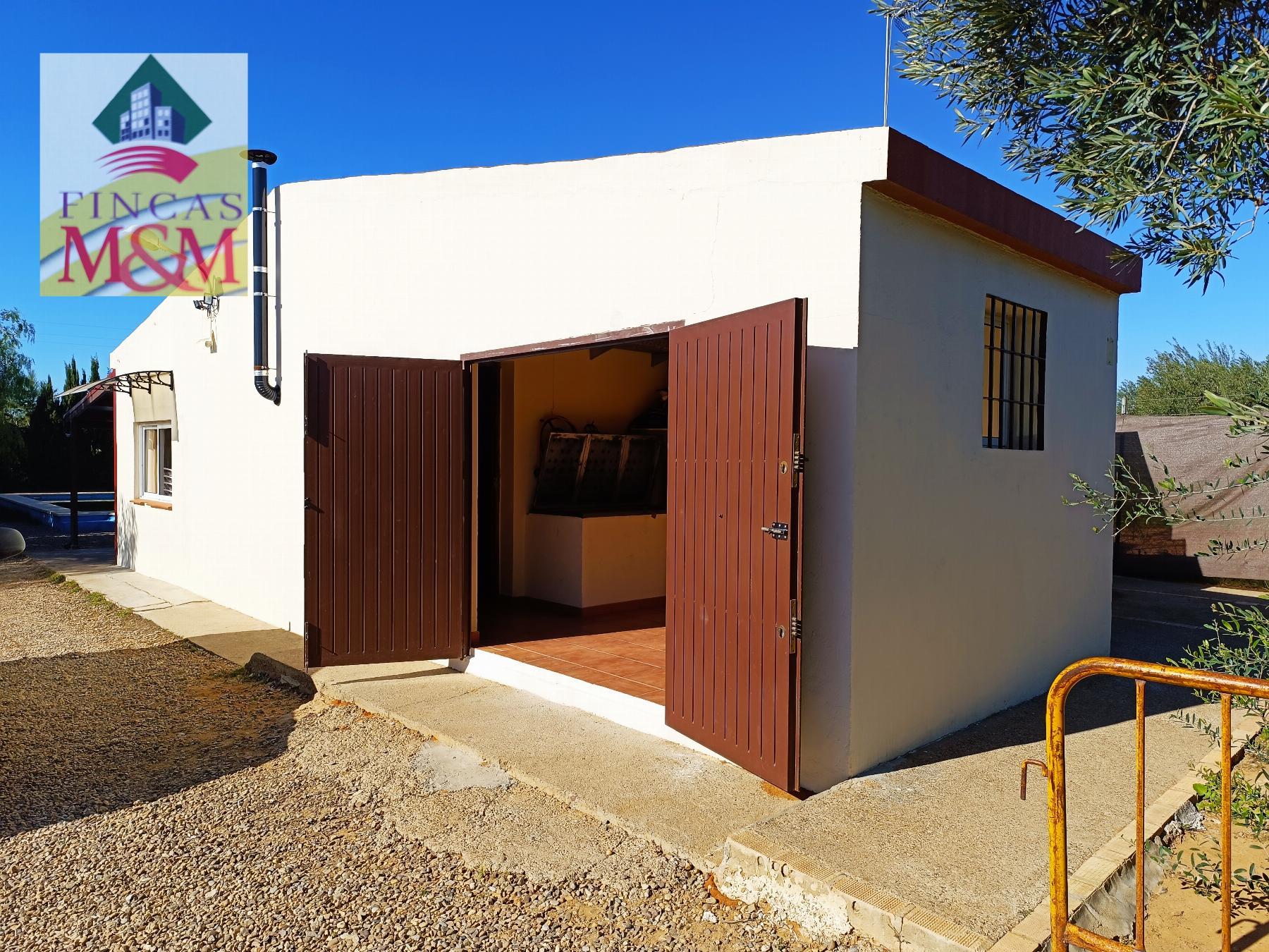 For sale of rural property in Benacazón