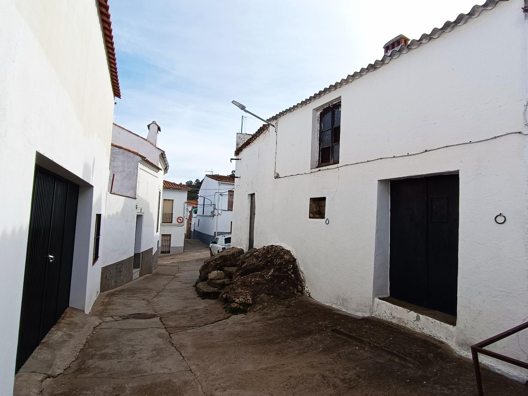 For sale of house in Cabeza la Vaca