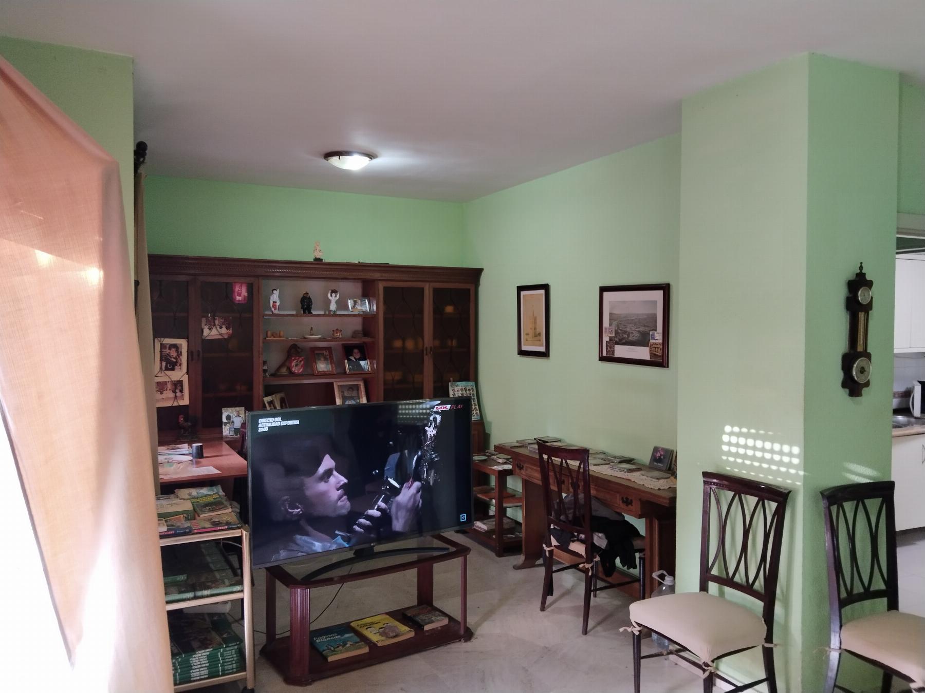 For sale of flat in Bormujos