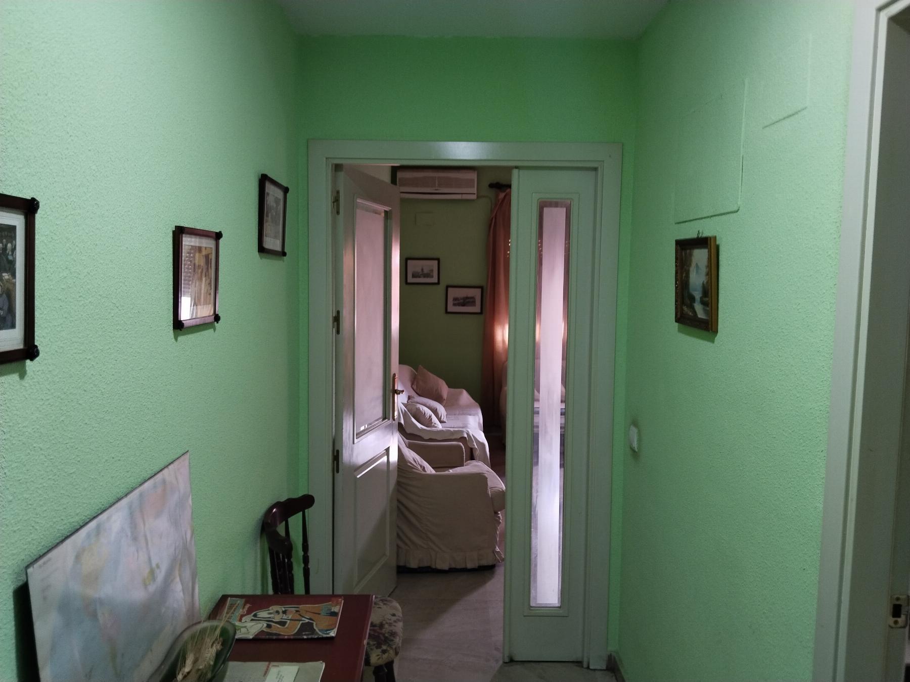 For sale of flat in Bormujos