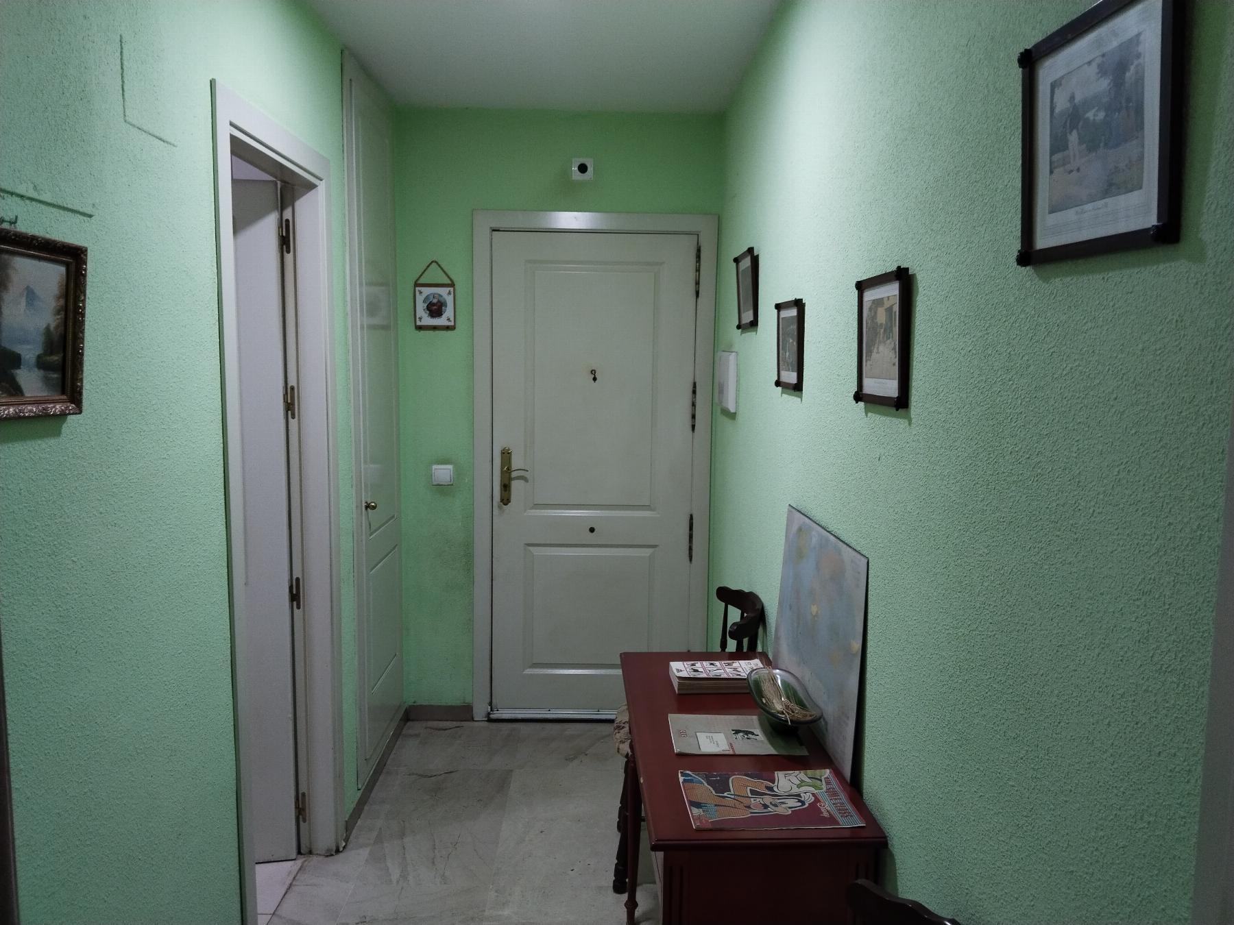 For sale of flat in Bormujos