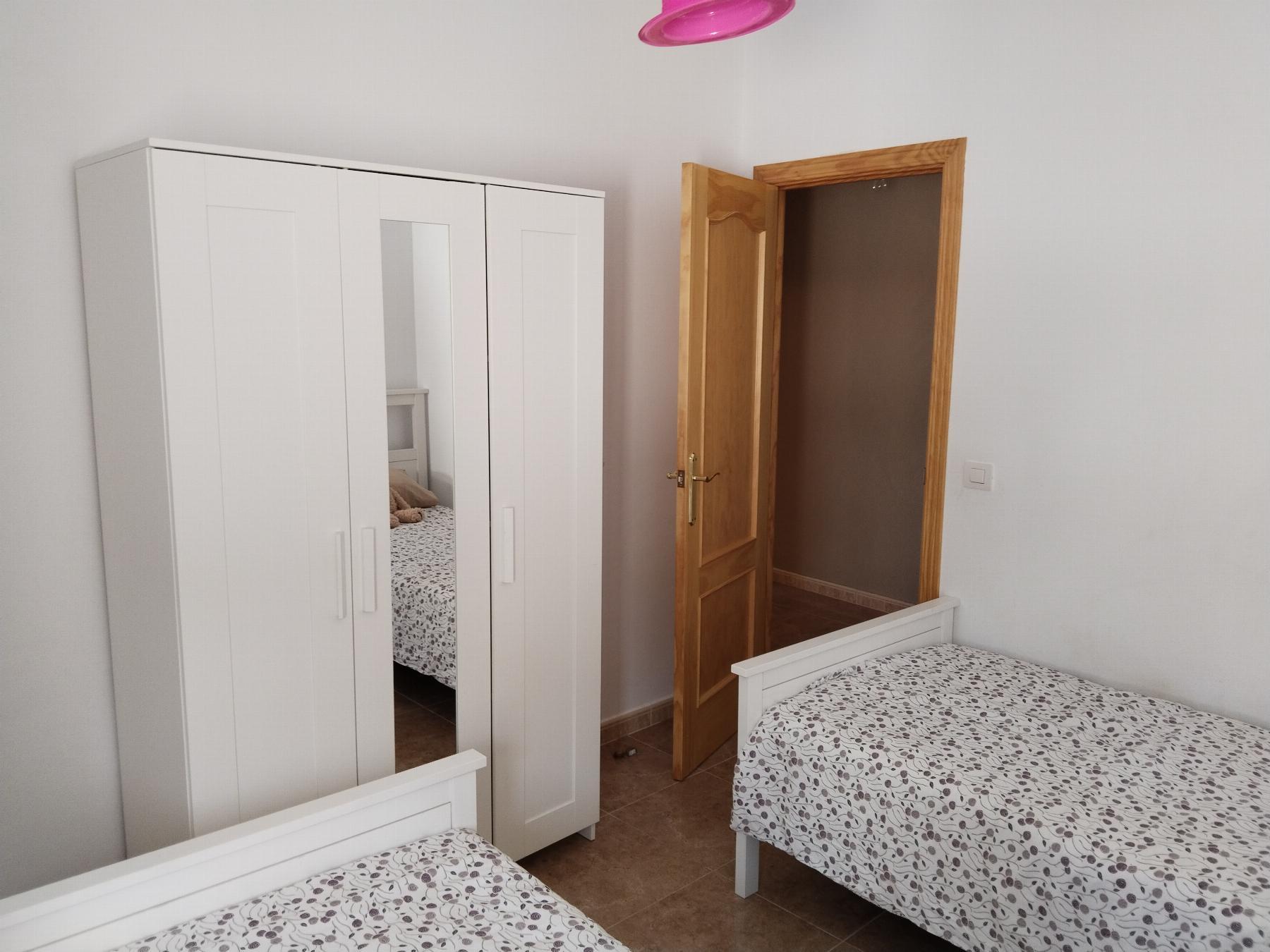 For sale of flat in Calera de León