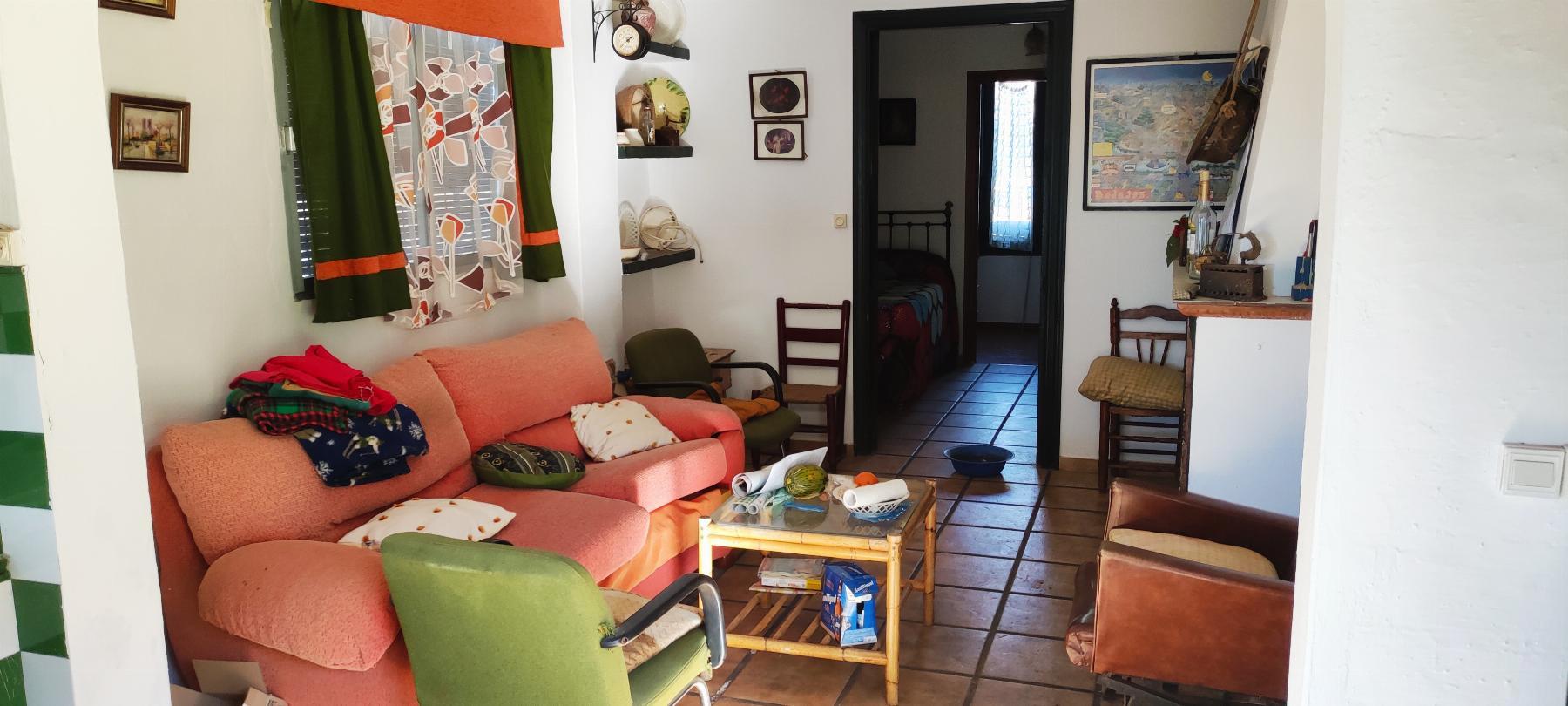 Venta de finca rústica en Fuentes de León