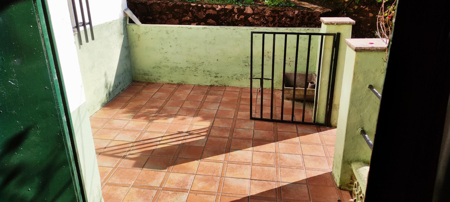 Venta de finca rústica en Fuentes de León