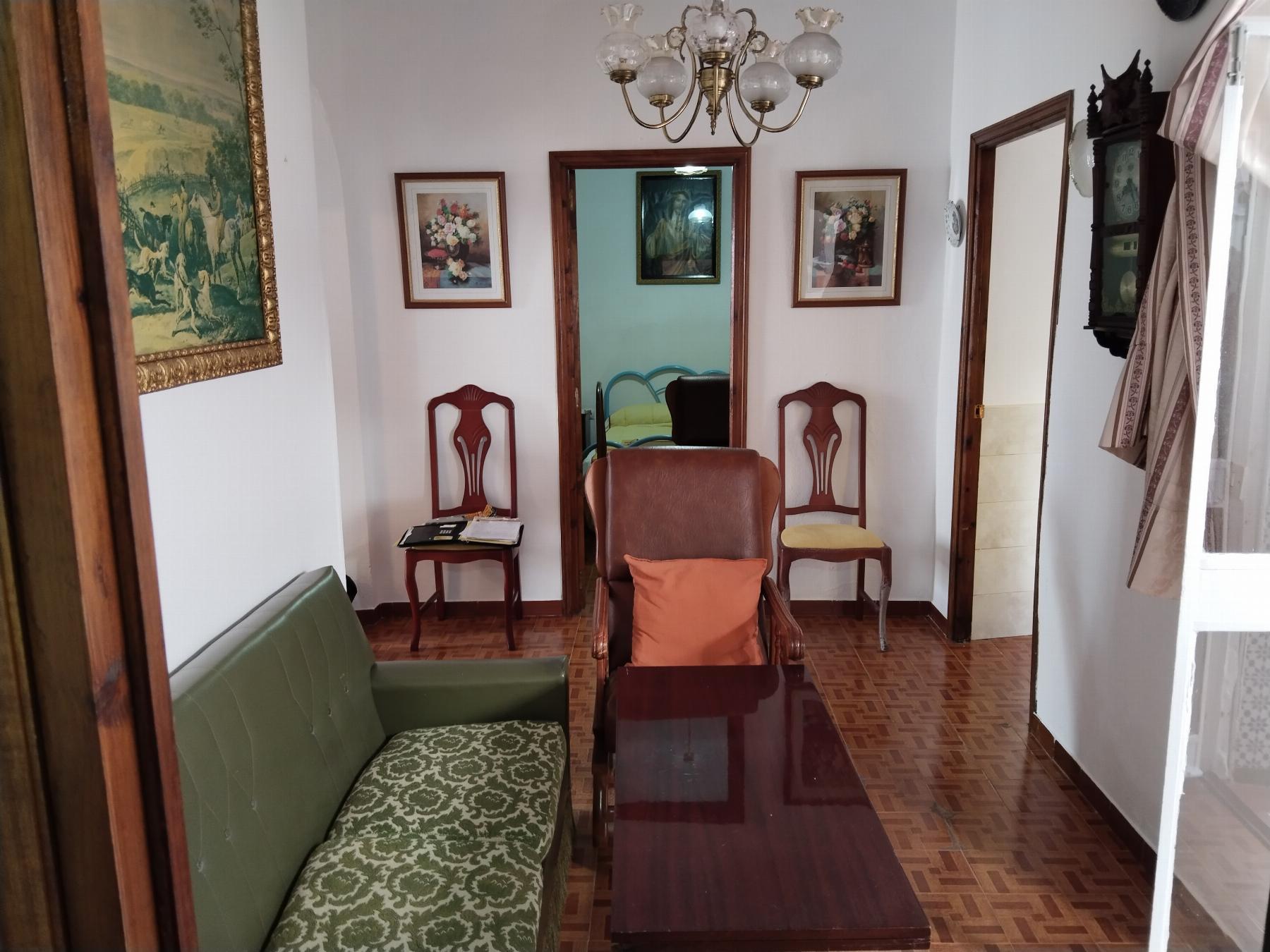 Venta de casa en Fuentes de León