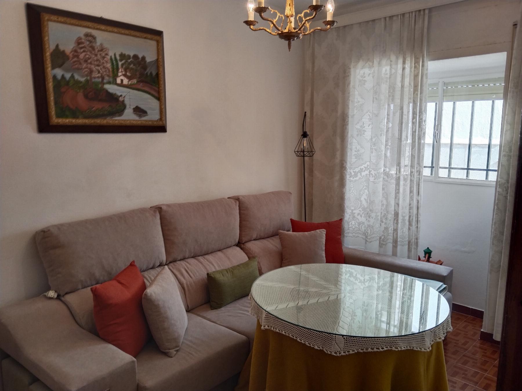 Venta de casa en Fuentes de León