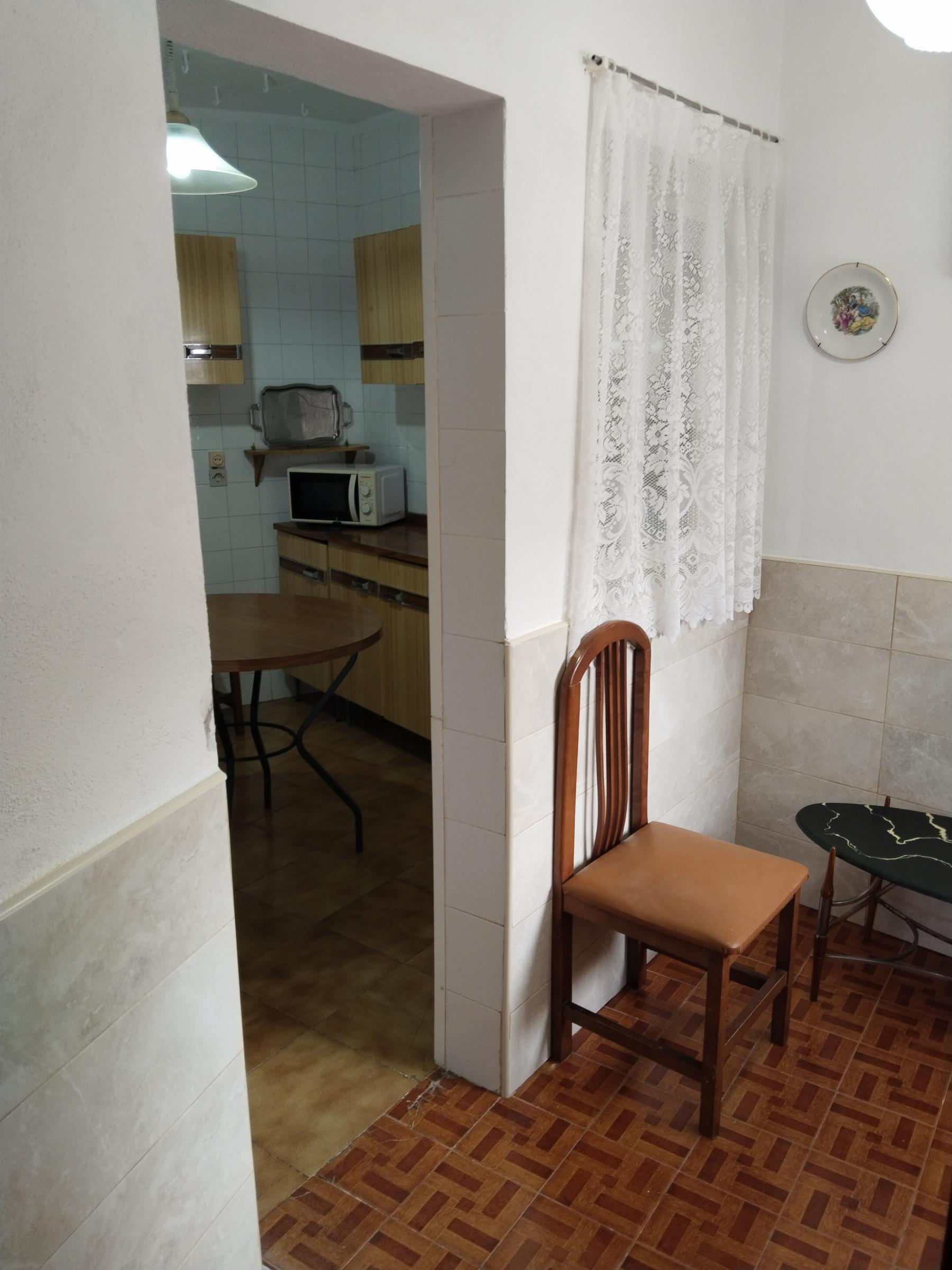Venta de casa en Fuentes de León