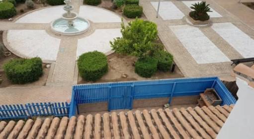 For sale of house in Coria del Río