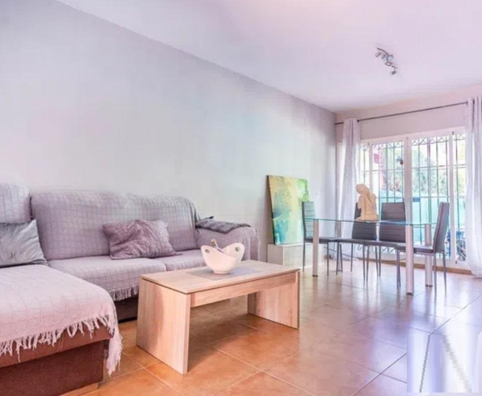 For sale of apartment in Aznalcázar