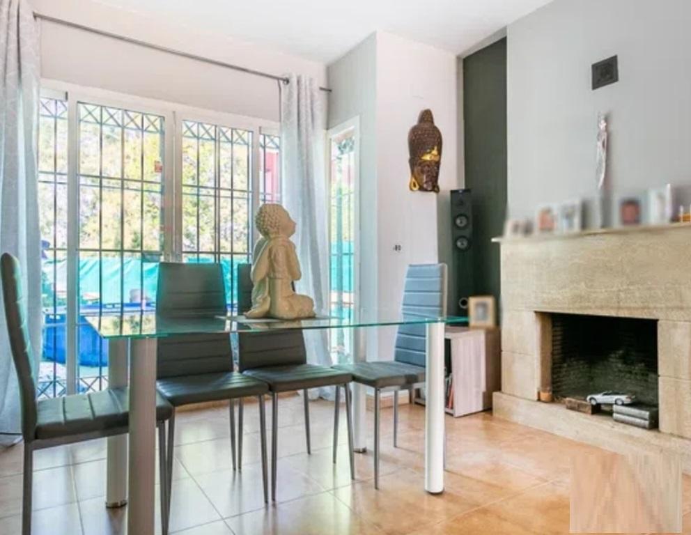 For sale of apartment in Aznalcázar