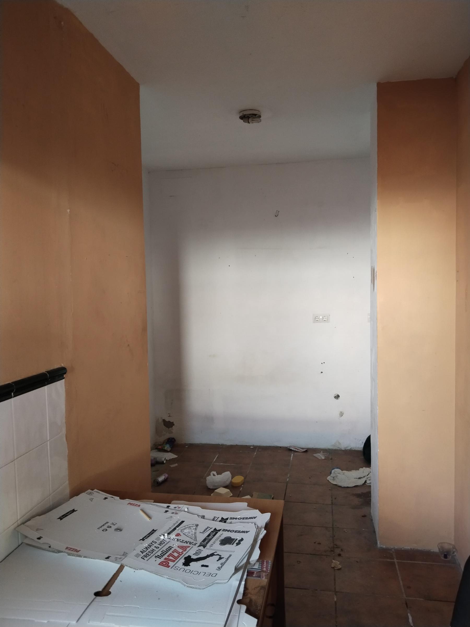 For sale of commercial in Bormujos