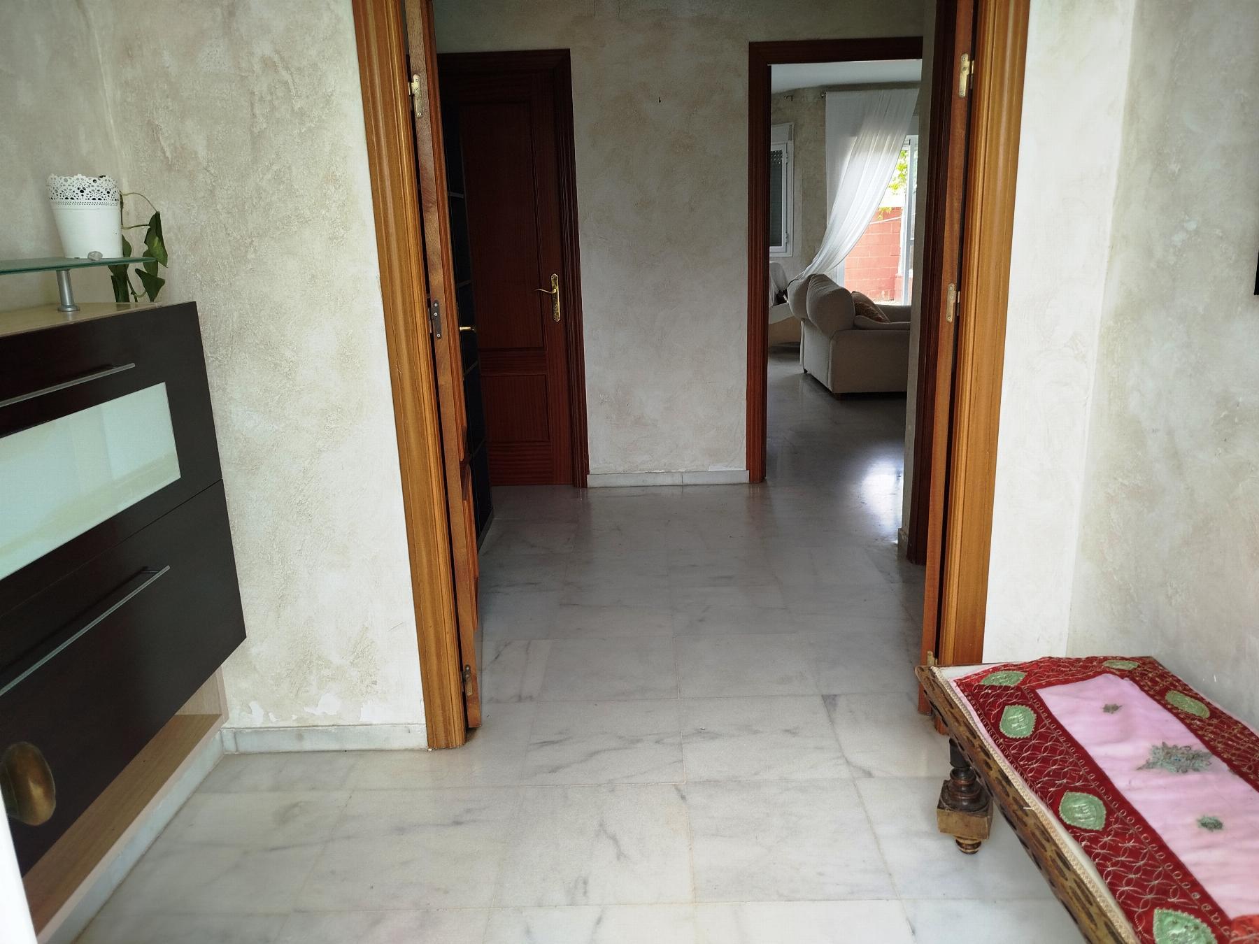 Entry/Exit Entry/Exit