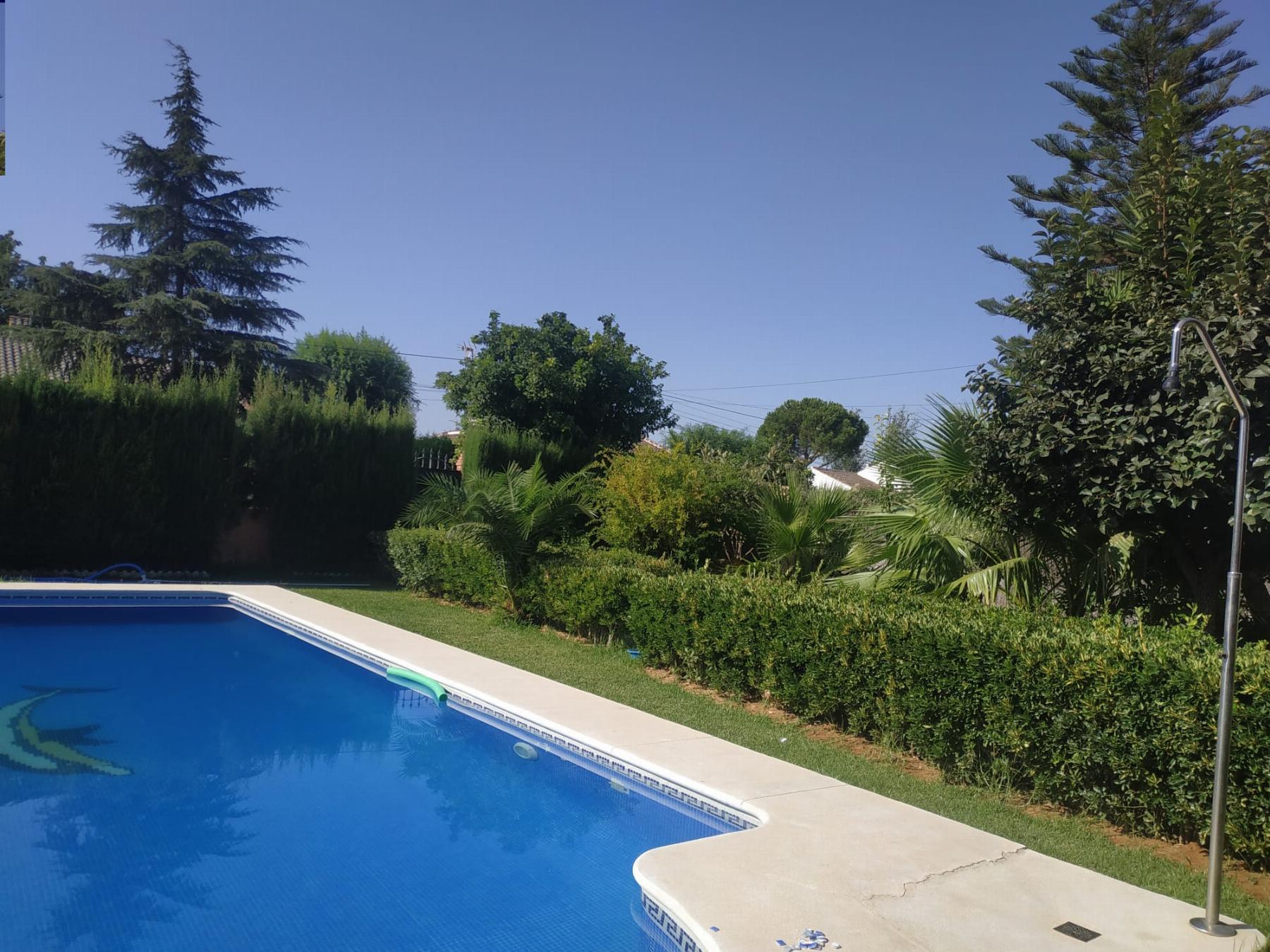 Venta de chalet en Espartinas