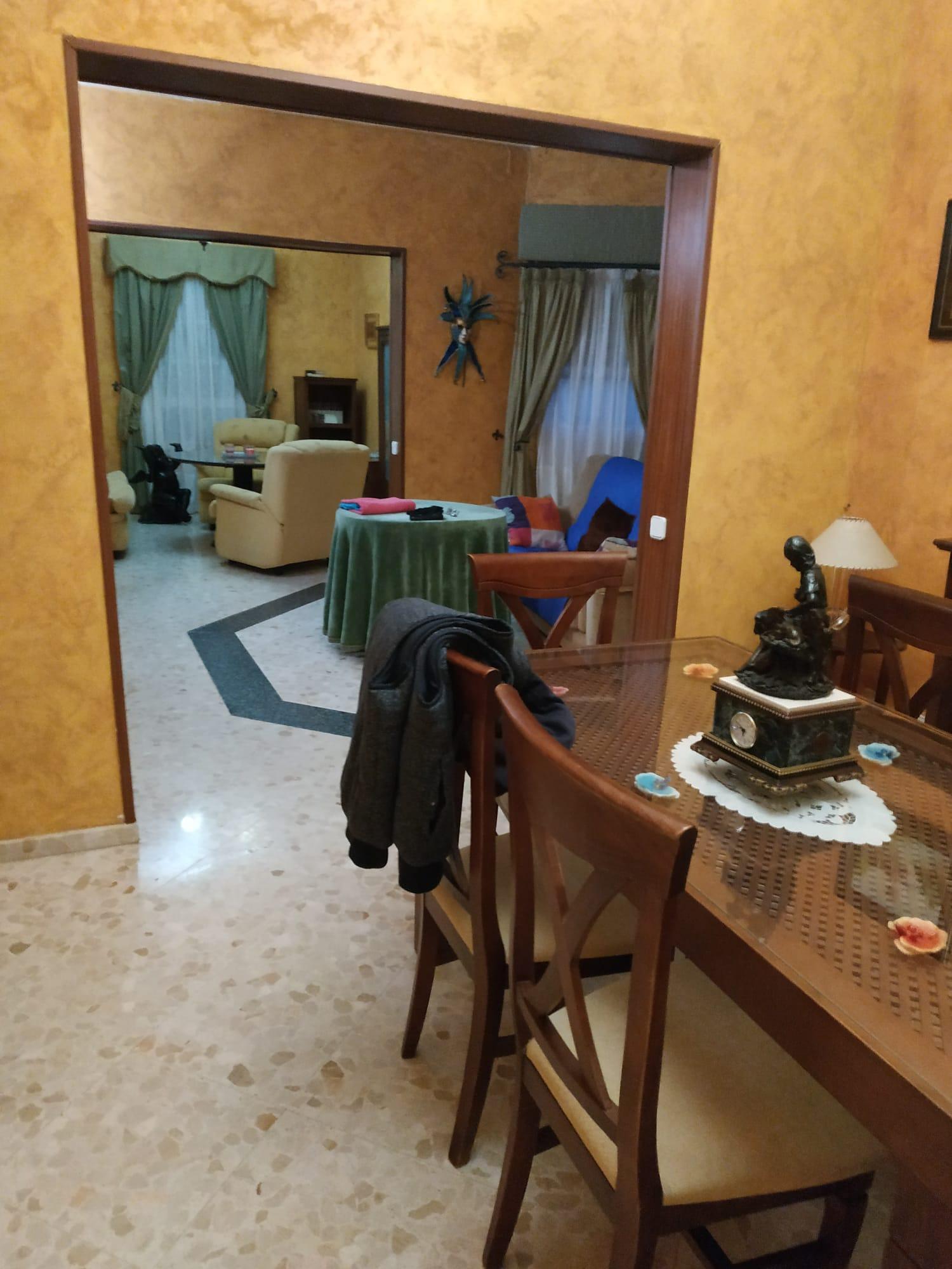 Venta de chalet en Espartinas