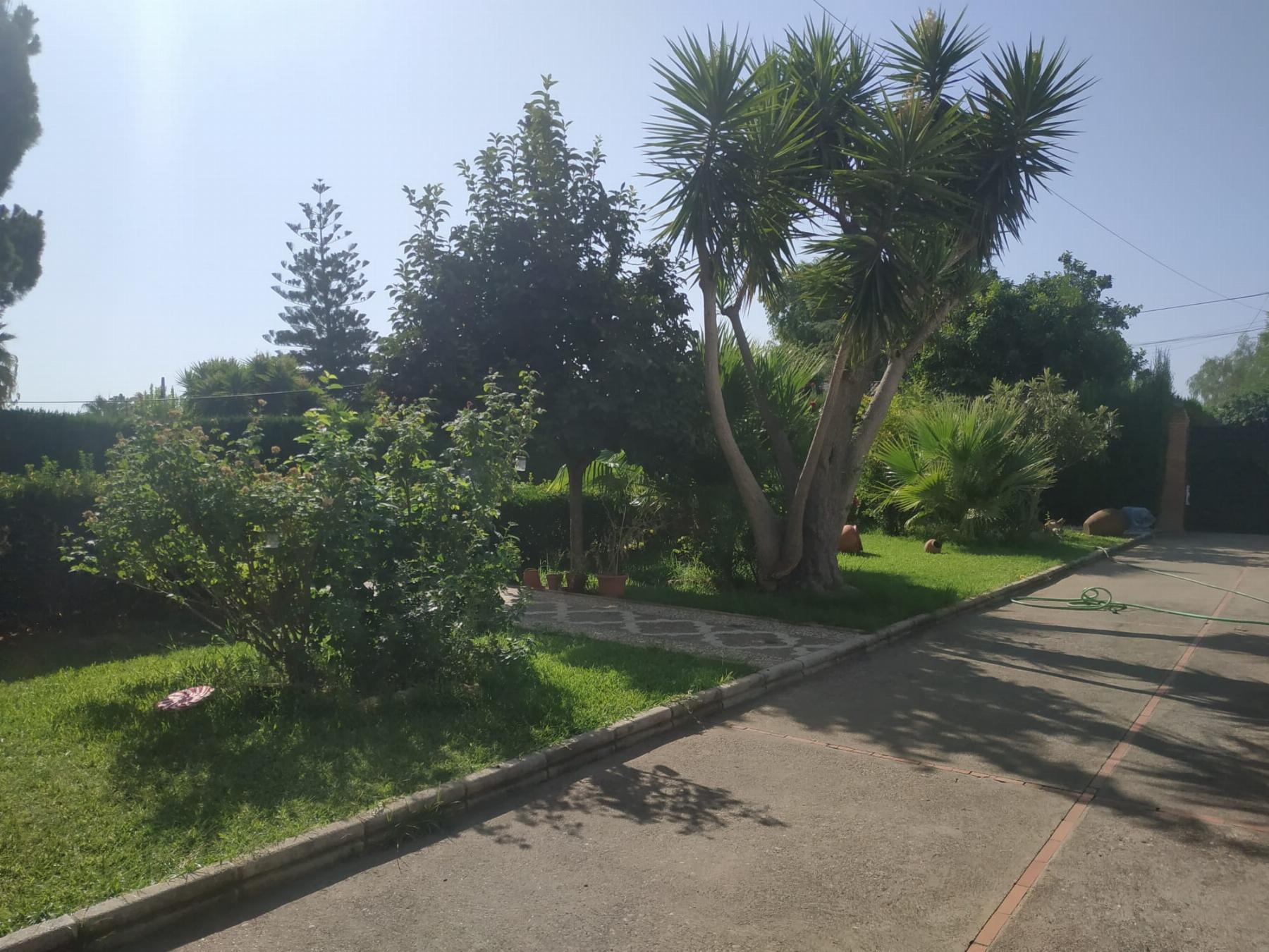 Venta de chalet en Espartinas