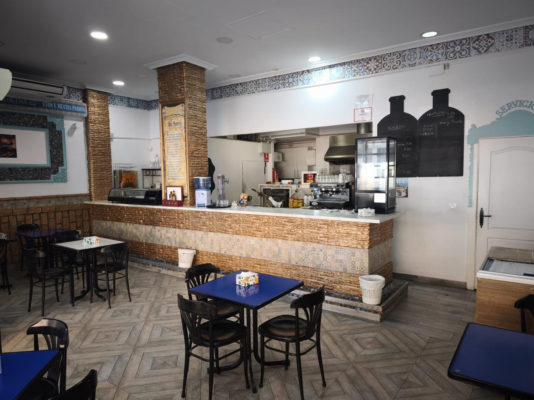 Venta de local en Bormujos