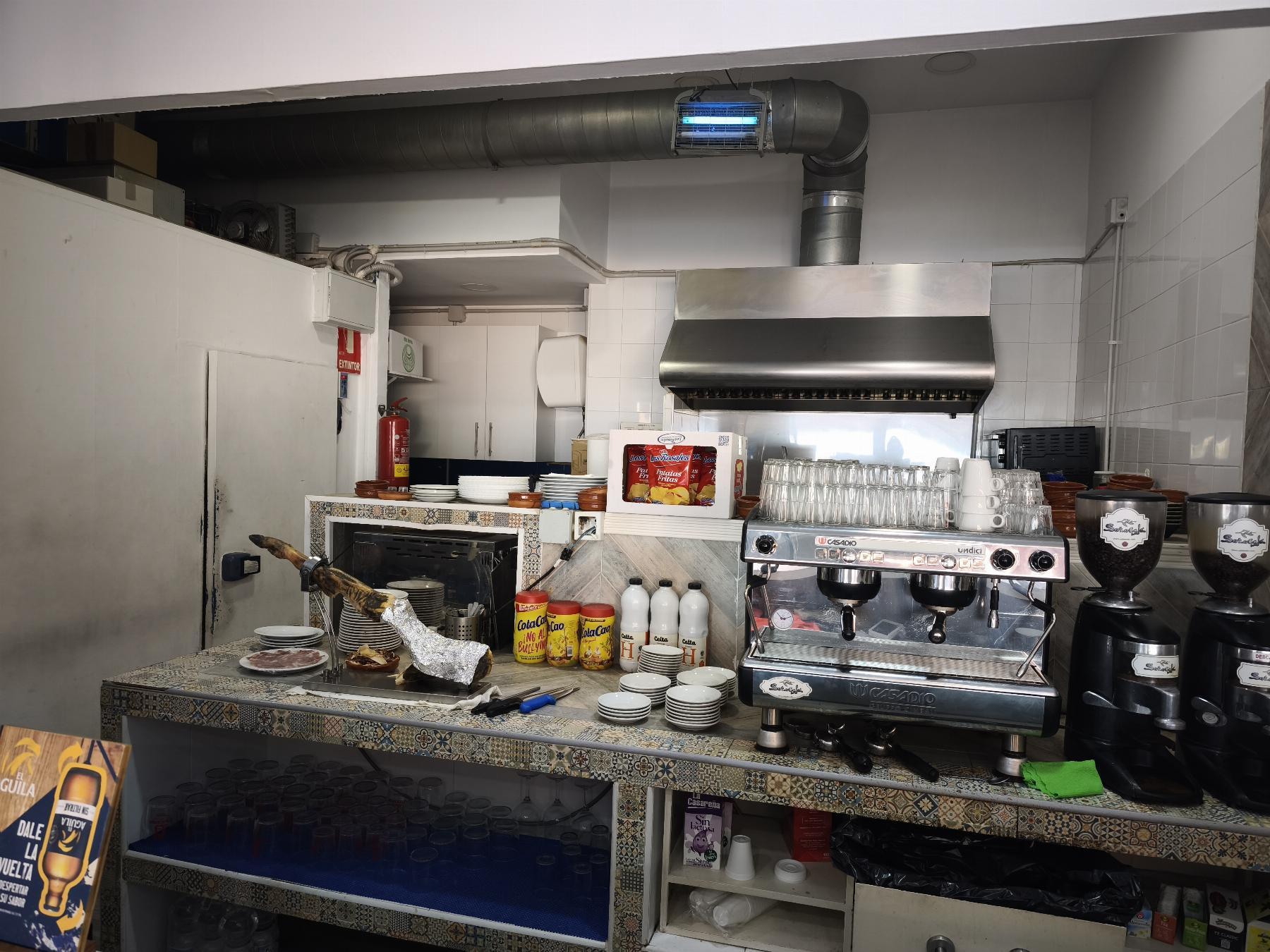 Venta de local en Bormujos