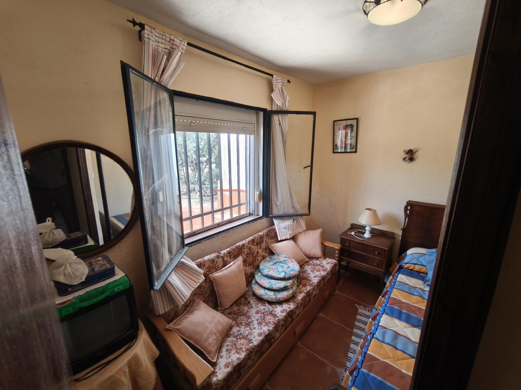 Venta de finca rústica en Fuentes de León