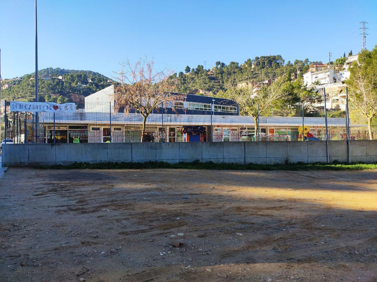 Venta de terreno en Vallirana