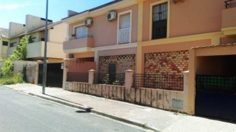 For sale of commercial in Bormujos