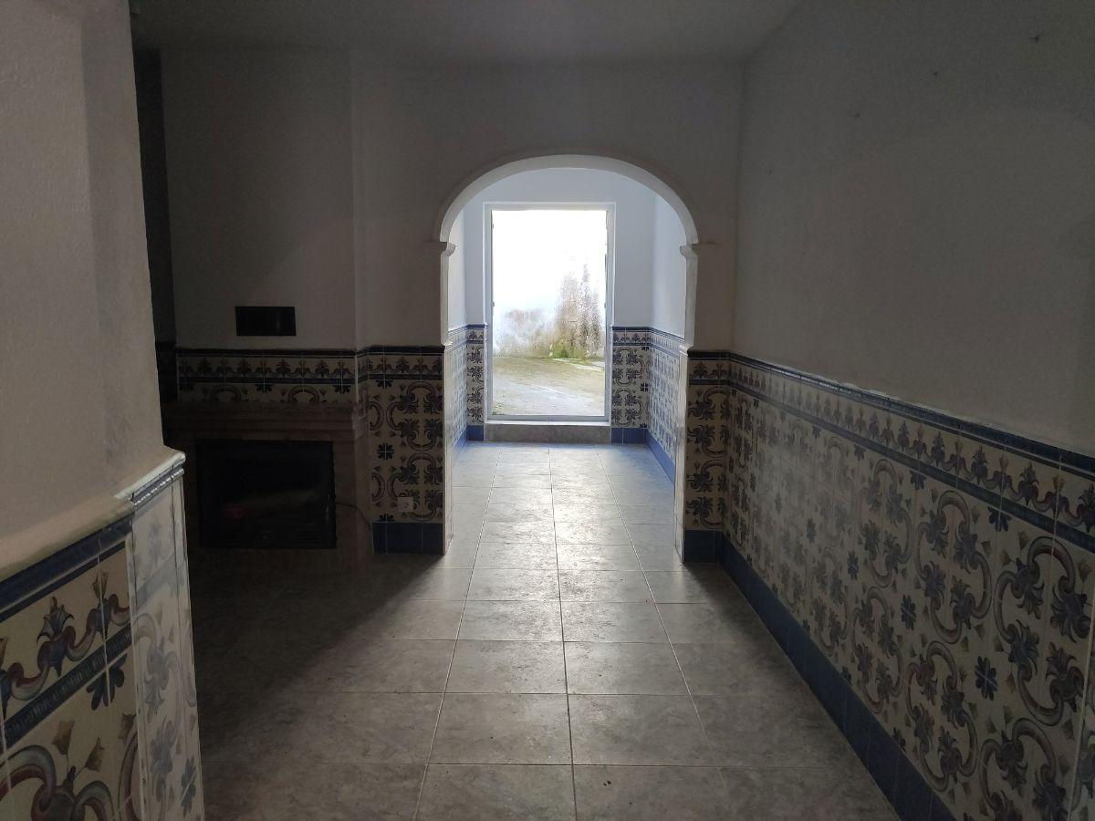 For sale of house in Cabeza la Vaca