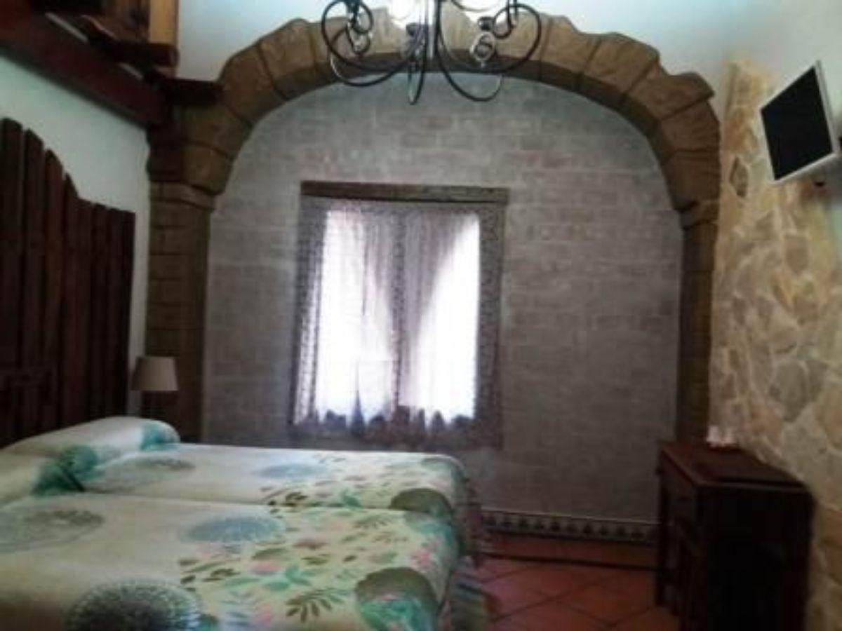 Venta de hotel en Arroyomolinos de León