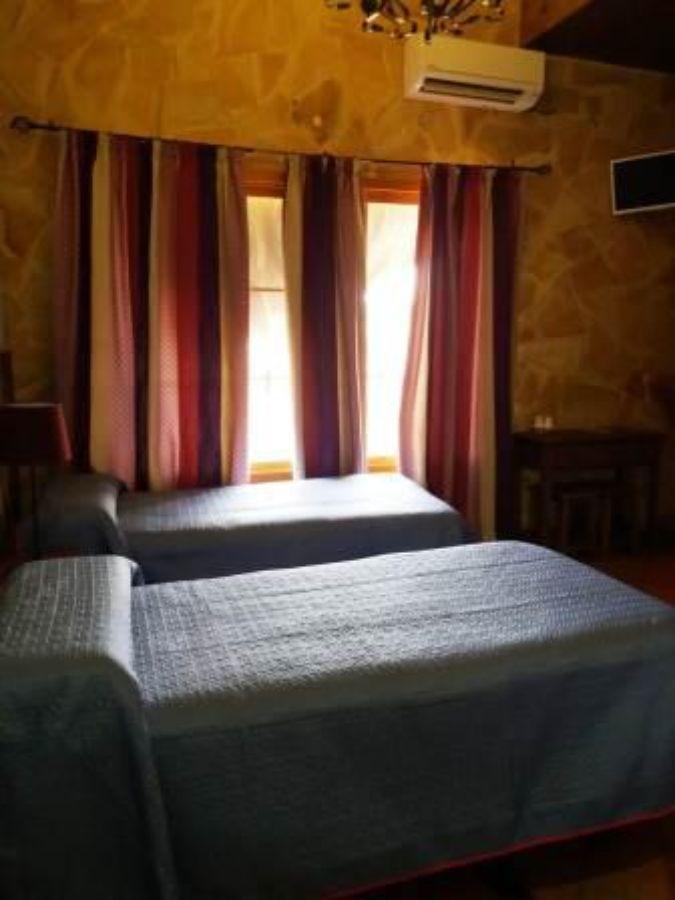 Venta de hotel en Arroyomolinos de León Venta de hotel en Arroyomolinos de León