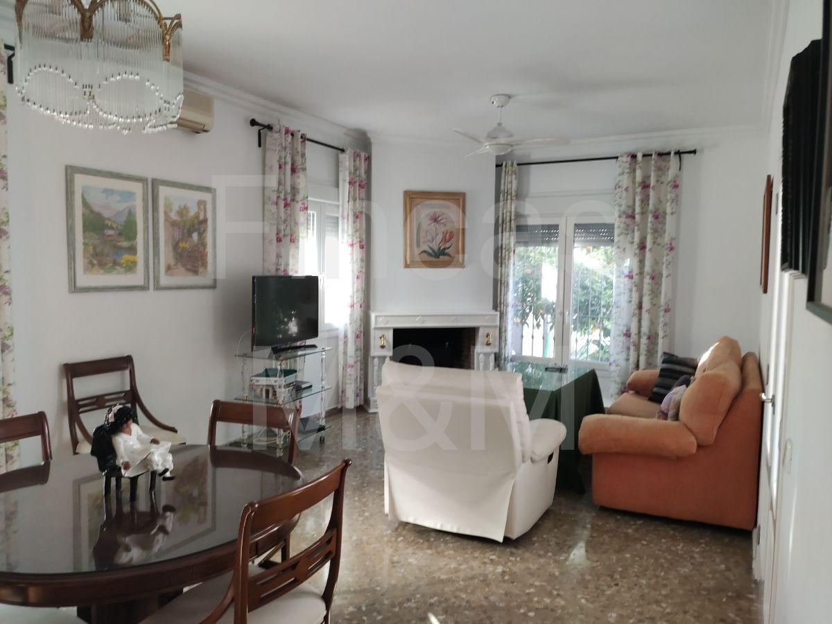 Venta de chalet en Gines