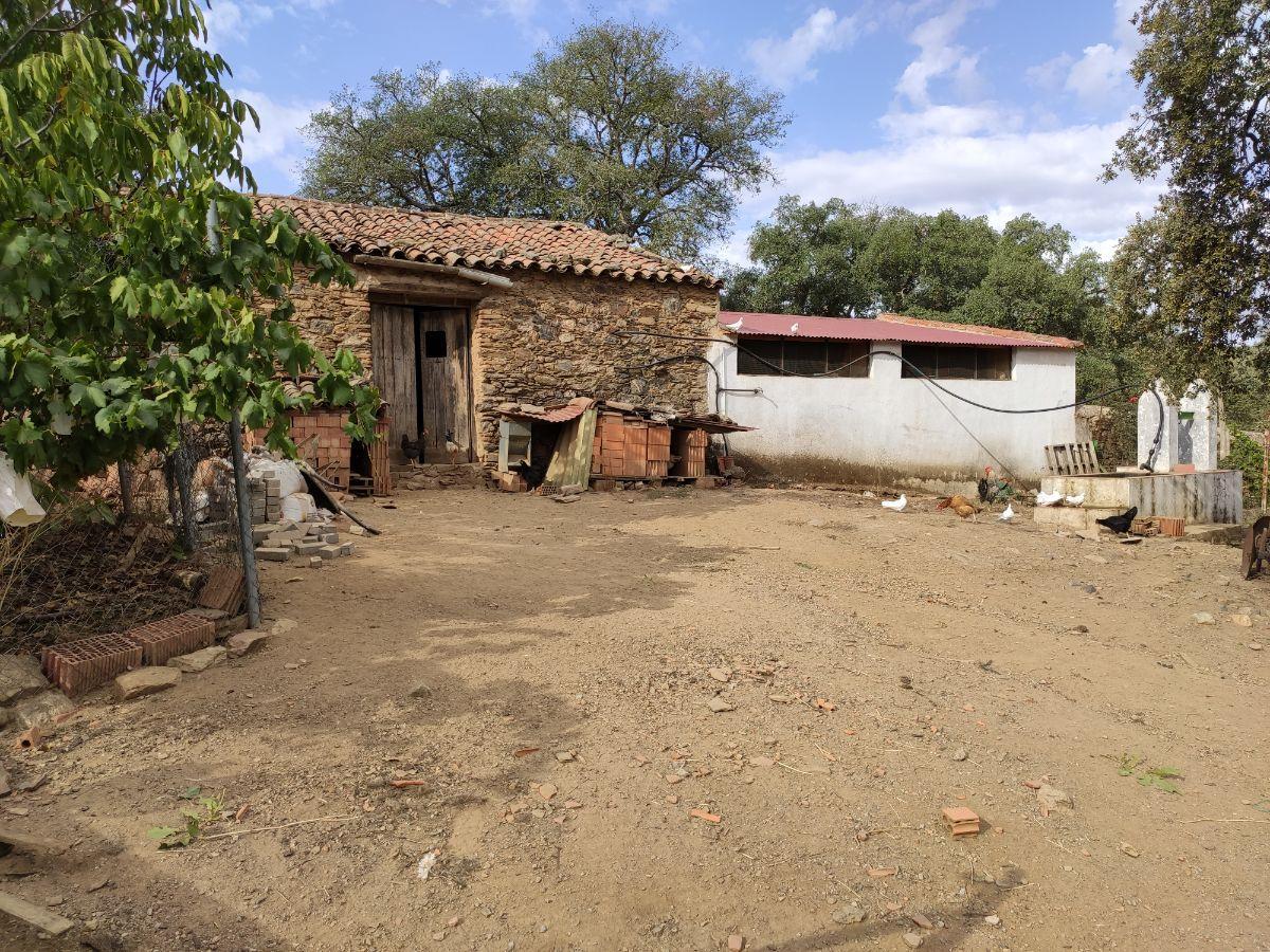 Venta de finca rústica en Cabeza la Vaca