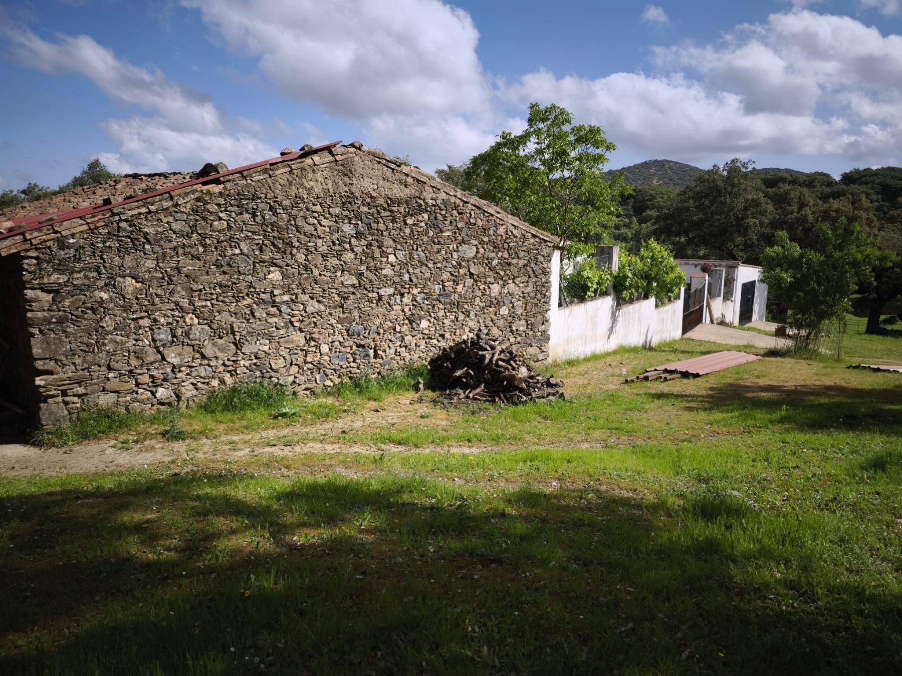 Venta de finca rústica en Cabeza la Vaca