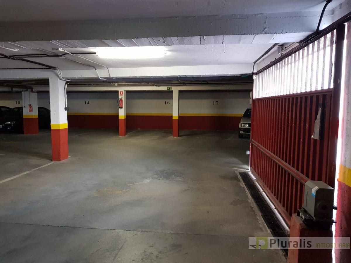 For sale of garage in Getafe