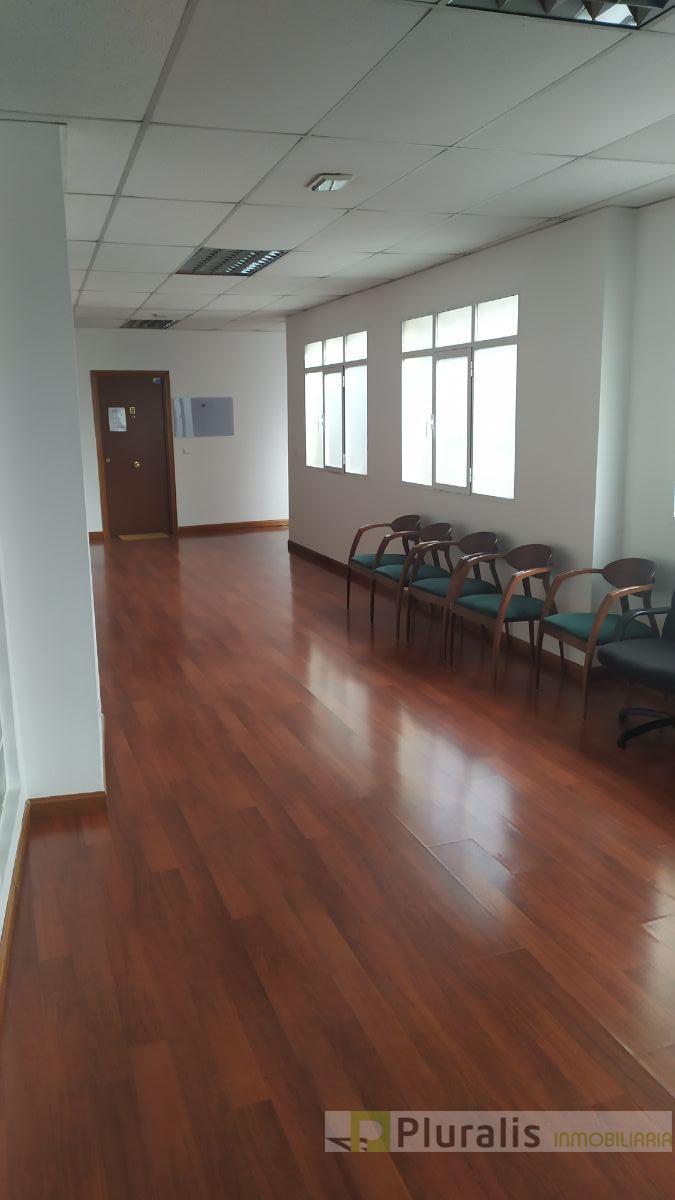 For rent of office in Getafe