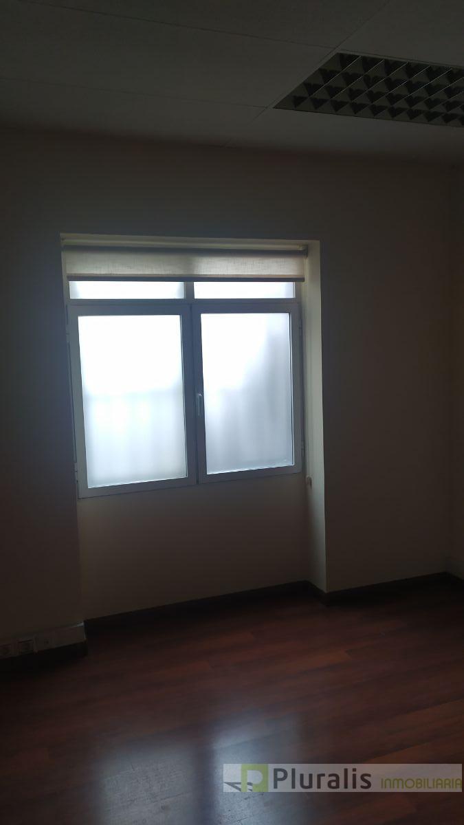 For rent of office in Getafe