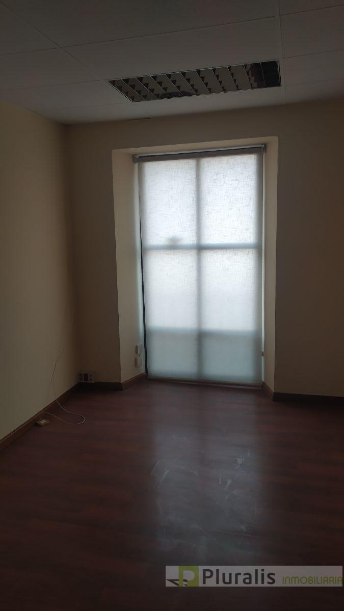 For rent of office in Getafe