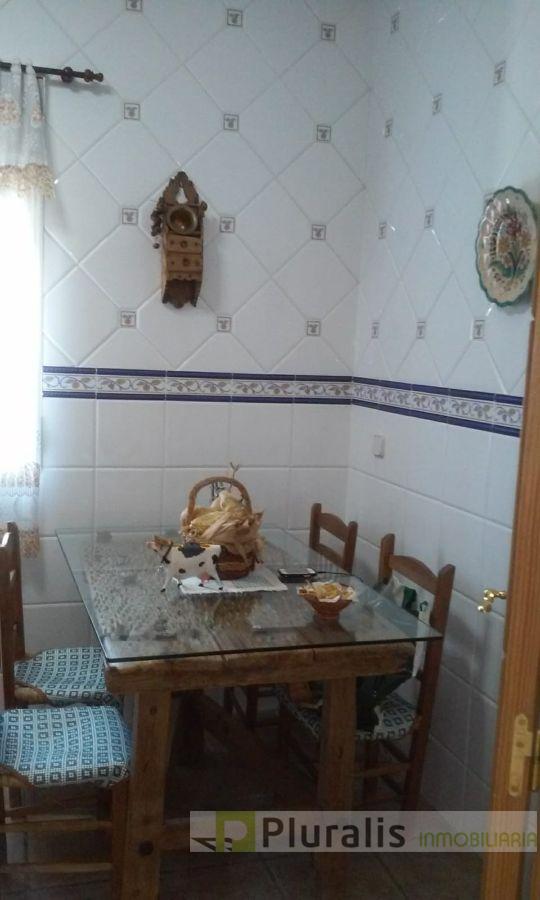 For sale of house in El Viso de San Juan