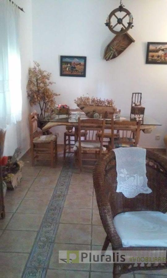 For sale of house in El Viso de San Juan