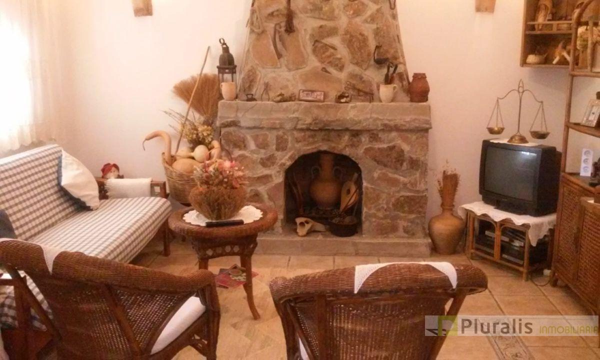 For sale of house in El Viso de San Juan