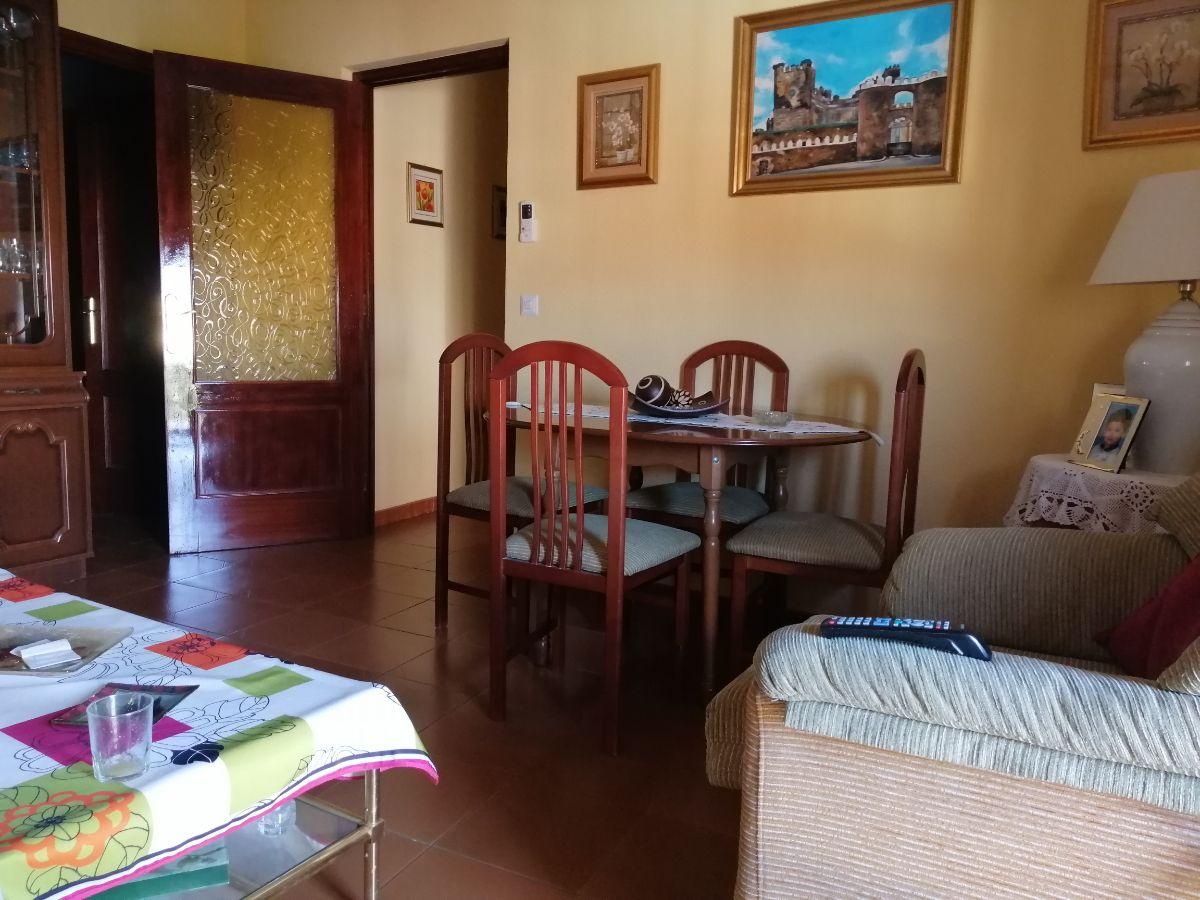 For sale of flat in Monroy