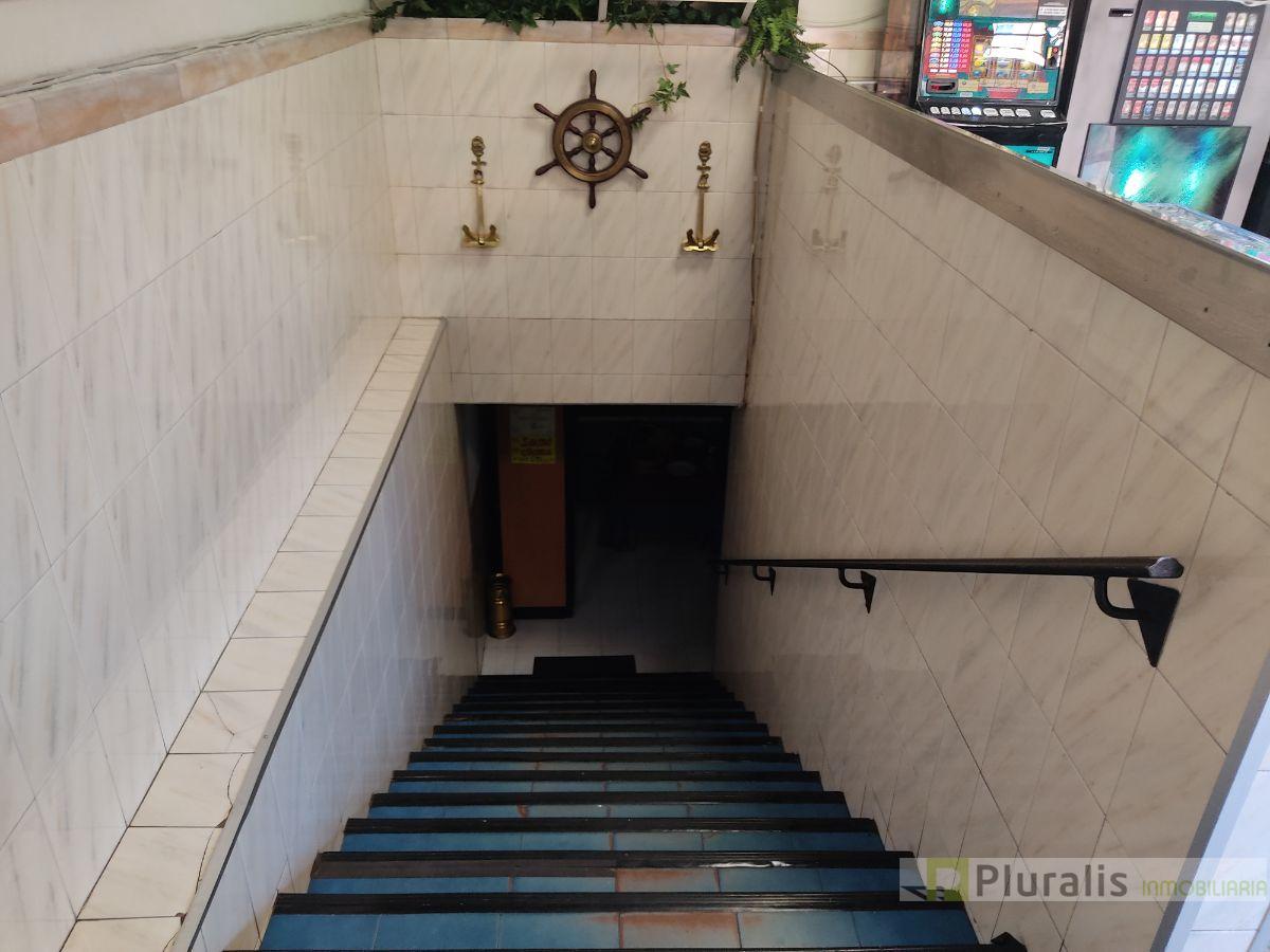 For sale of commercial in Getafe