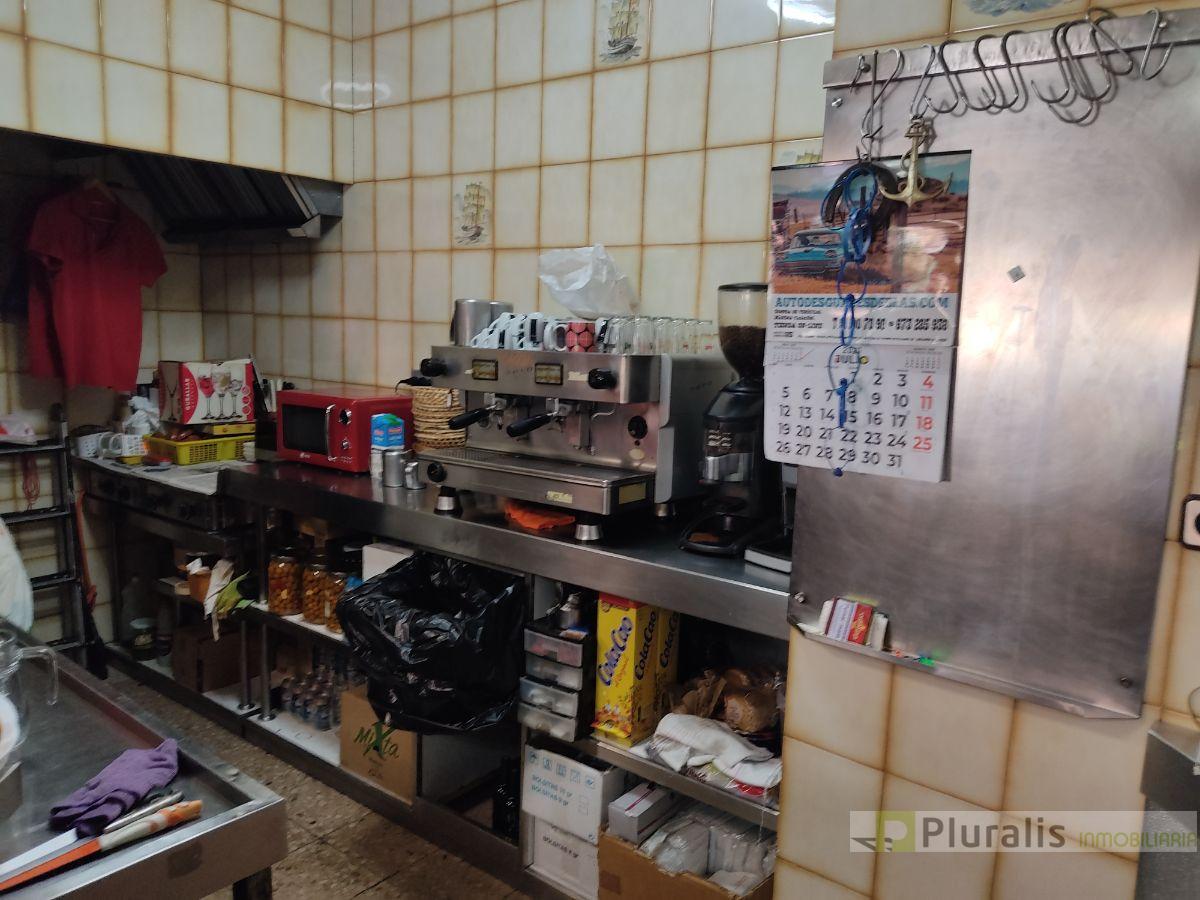 For sale of commercial in Getafe